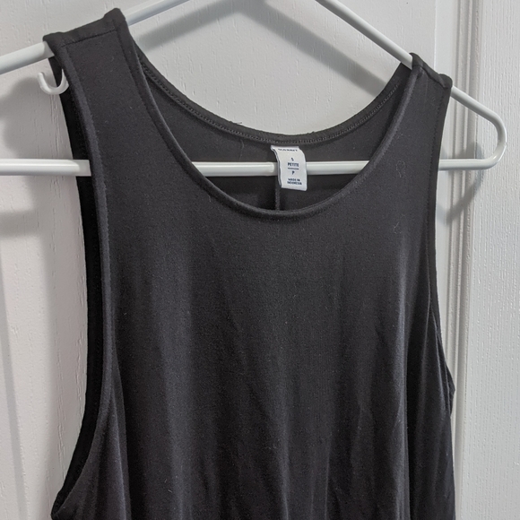 Old Navy Swing Tank Dress in Black- Petite - Picture 2 of 5